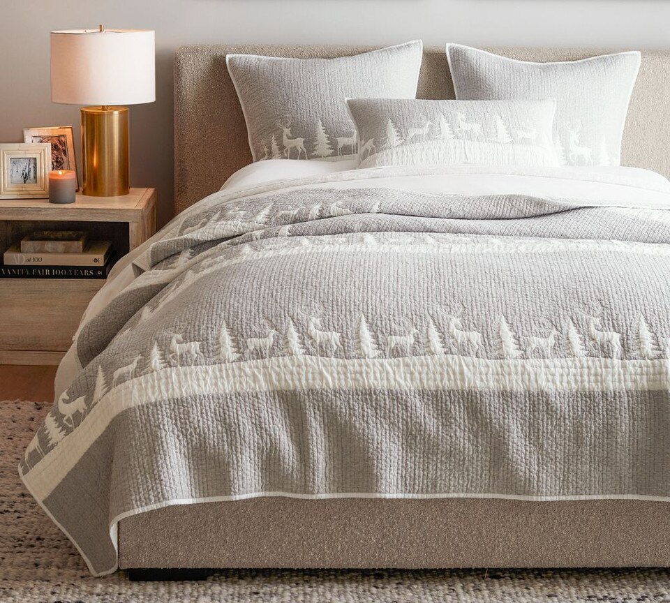 Pottery Barn White Deer Reversible Applique Coverlet Williams Sonoma
